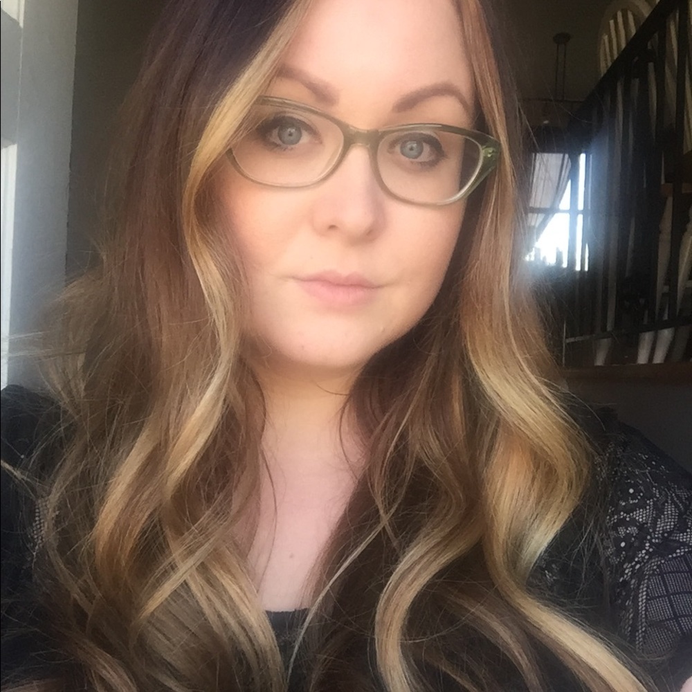 Meet your Posher, Arielle